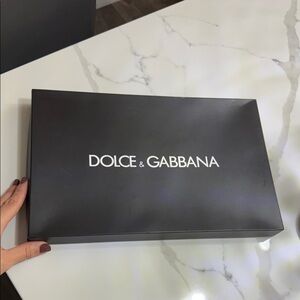 D&G scarf